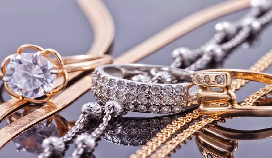 Attention Jewellery Sellers: Grow Your Business on Glamour Jewellery Marketplace!